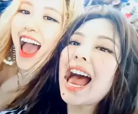 Rose & Jennie Cum on Face [Slow-Motion]🍆💦💦🥵