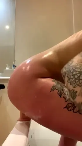 Never to old to play with toys in the bath 🤷‍♀️