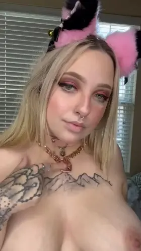 Felt kinda cute might fuck later, who's in?