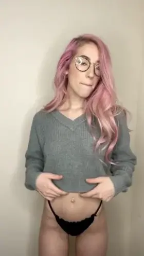 I hope more than 10 people see my cute little titties today