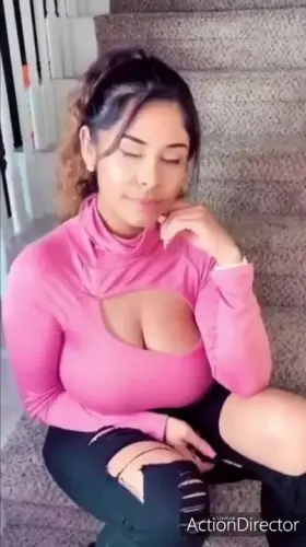 Ah! Those twins, beautiful!!