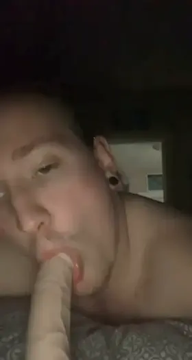 Who wants to replace this toy with an actual huge cock