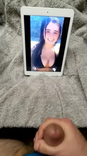 Huge cum load for a sexy bikini girl