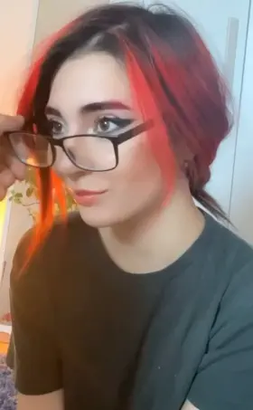 “N-no senpai”😅