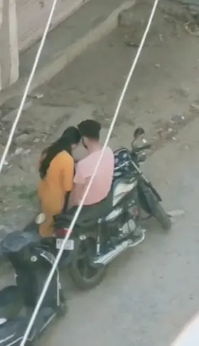 🔥🥰Horny desi Bhabhi get her pussy fucked in lockdown by her lover [total 4 videos] [link in comment]💦🔞