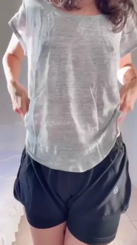 Help me stretch, please! ☺️