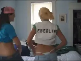 One of us is a virgin 💕