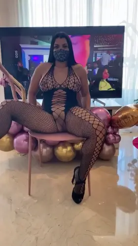 41yo, if you tongue fuck my ass you can fuck it