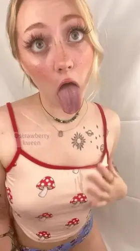 how’s your aim from there! i need it in my throat