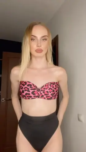 just wanted to show reddit my petite body