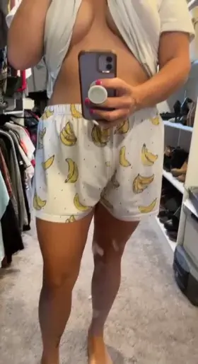 Titty Tuesday (drop) to drive you bananas 😘 (OC)