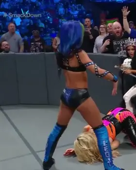 Sasha’s boss booty 🤤🍑
