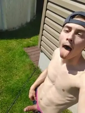 I love showing off outside🙈