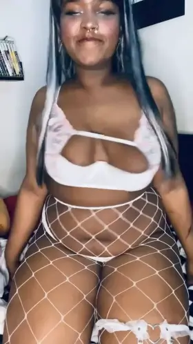 🍒 3 discounted spots left 🍒✨Your new favorite fat slut 🤍 ✨ 1-1 conversations 🌙 Daily posts ✨Fetish/Kink friendly