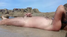 Beach boner friction cumming