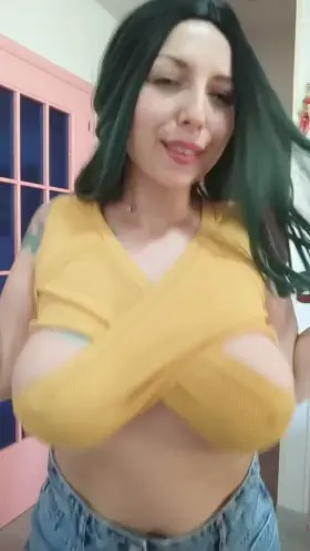 Do you like big naturals bouncing around? (OC)