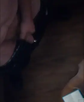 [37] Good morning, happy Thursday. It's almost Friday, here's a girthy dad bod to get you chubby chasers thru the day heh