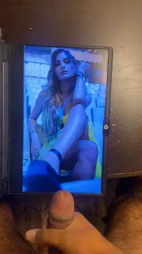 Cumtribute for a sexy spanish streamer Cristinini