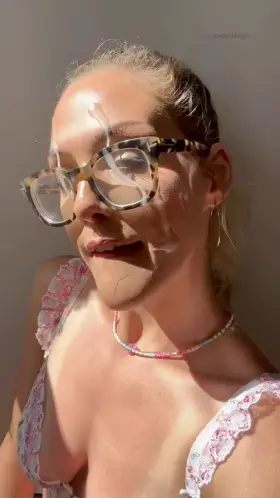 cum makes me feel so beautiful 💦