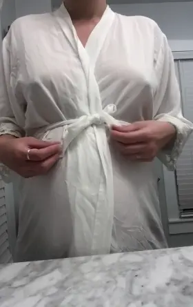 Fresh outta the shower and all oiled up!