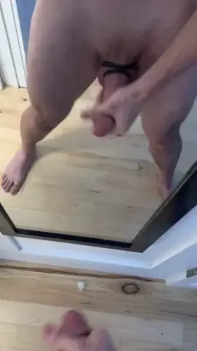 Watch me cum all over my mirror. Do you like massive loads?