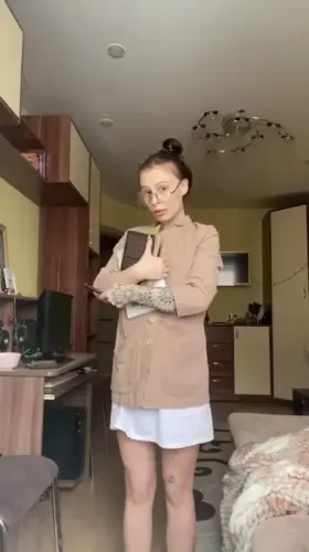 POV: you meet cute girl in a hall, weird things start happening..😉🤤