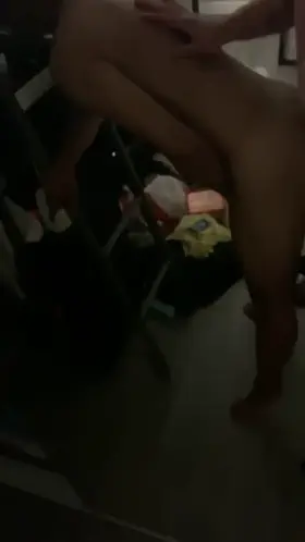 got this college bottom on his tiptoes