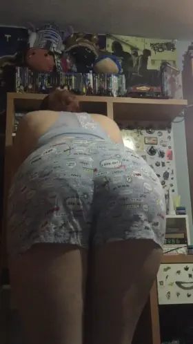 Hey cuties any of you like stardew valley it's the egg [F]estival today 🐣