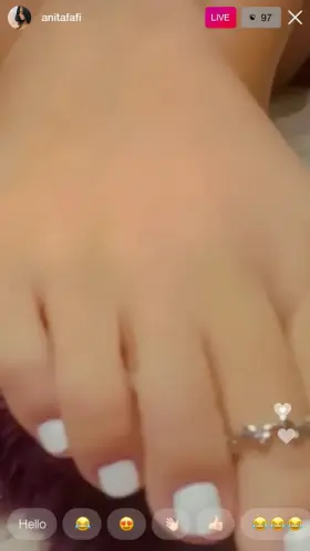 IG caught You like sticky creamy pussies?😈