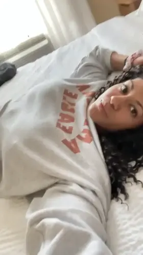 Wouldn’t you rather be with me? 😏🤭