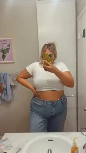 should i post this on my instagram story?