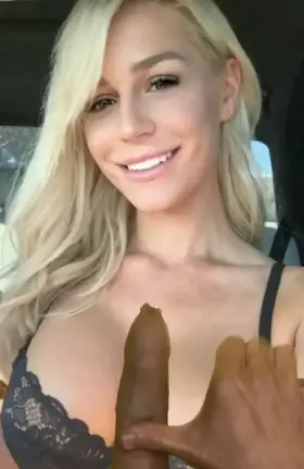 Green screen titty fuck trib from last week, will trib more later today. Read bio in profile before sending requests!