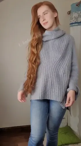 Jingle your balls to my festive fun ;) (oc)