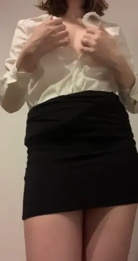 A geeky secretary needs to see you now, would you drop your work for her?