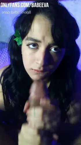 No Nut November VS Puppy Eyes Suction Blowjob. Make Your Bets! [OC] [Sound On]