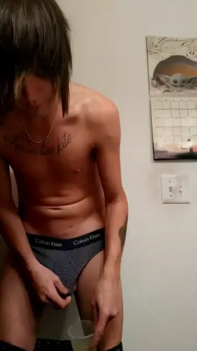 Love drinking piss 😜🤤