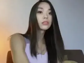 I love this but have no idea who she is