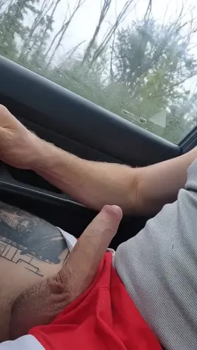 I feel like it's a textbook dick. Thoughts?