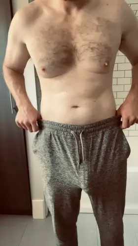 Sweat pant season in full swing (37)