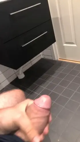 What is your favorite way to make a cock cum? While you figure that out you can enjoy my load :-)