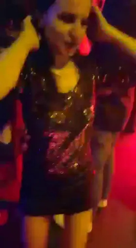 Karımla dans eder miydin?