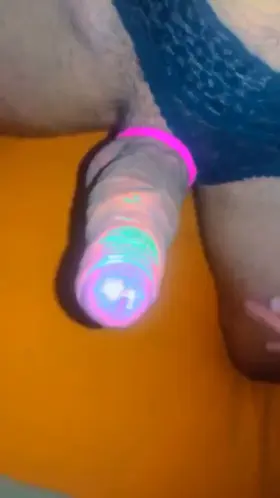 Throbbing juicy girlcock anyone?💦👄