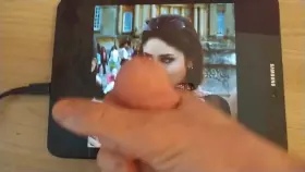 I'll feed u Celebs to jerk on, u'll film jerking trib vids and keep sending them back. We do this till u cum, HMU if ur game!