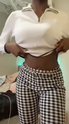 Grab a handful and mouthful 😉💗