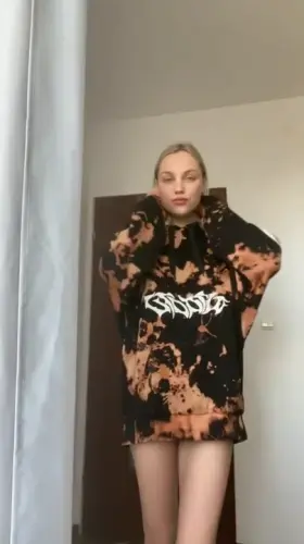 I’m skinny but the real question is… could you handle a tall skinny girl?