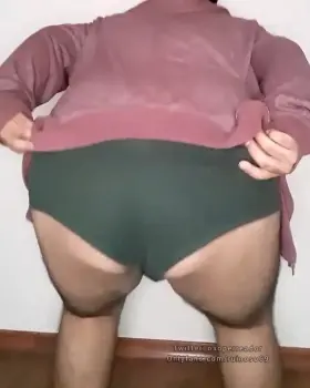 Enjoy my huge ass 🍑💖, watch how they fuck it, play with dildos, fulfill fetishes and upload daily content. 25% to 5 USD. LINK IN THE COMMENTS ⚠️🔞