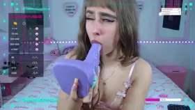 Live now 💖 Come say hey, I'm doing a tentacle show! I'll be hanging out until 2AM EST 💕