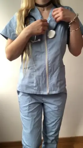 I love spicing up my 12h shifts at work [F]