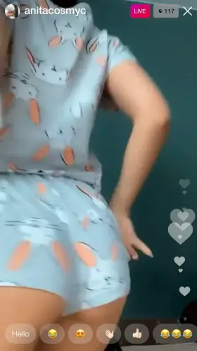 On Insta Could her little body seduce you?..😳