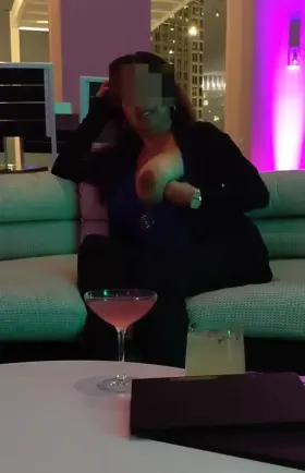 A few drinks and I start flashing my titties
